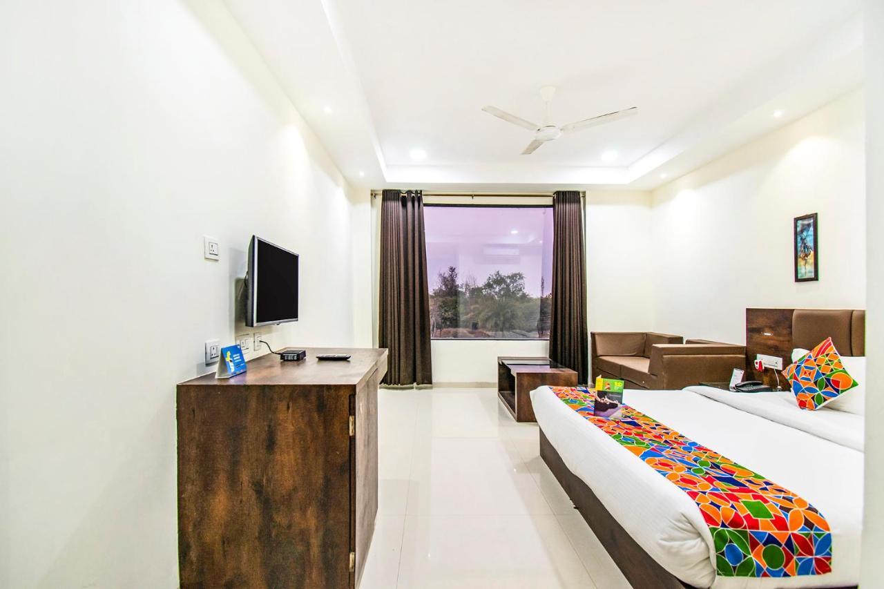 Fabhotel Amrit Greens Indore Airport Dış mekan fotoğraf