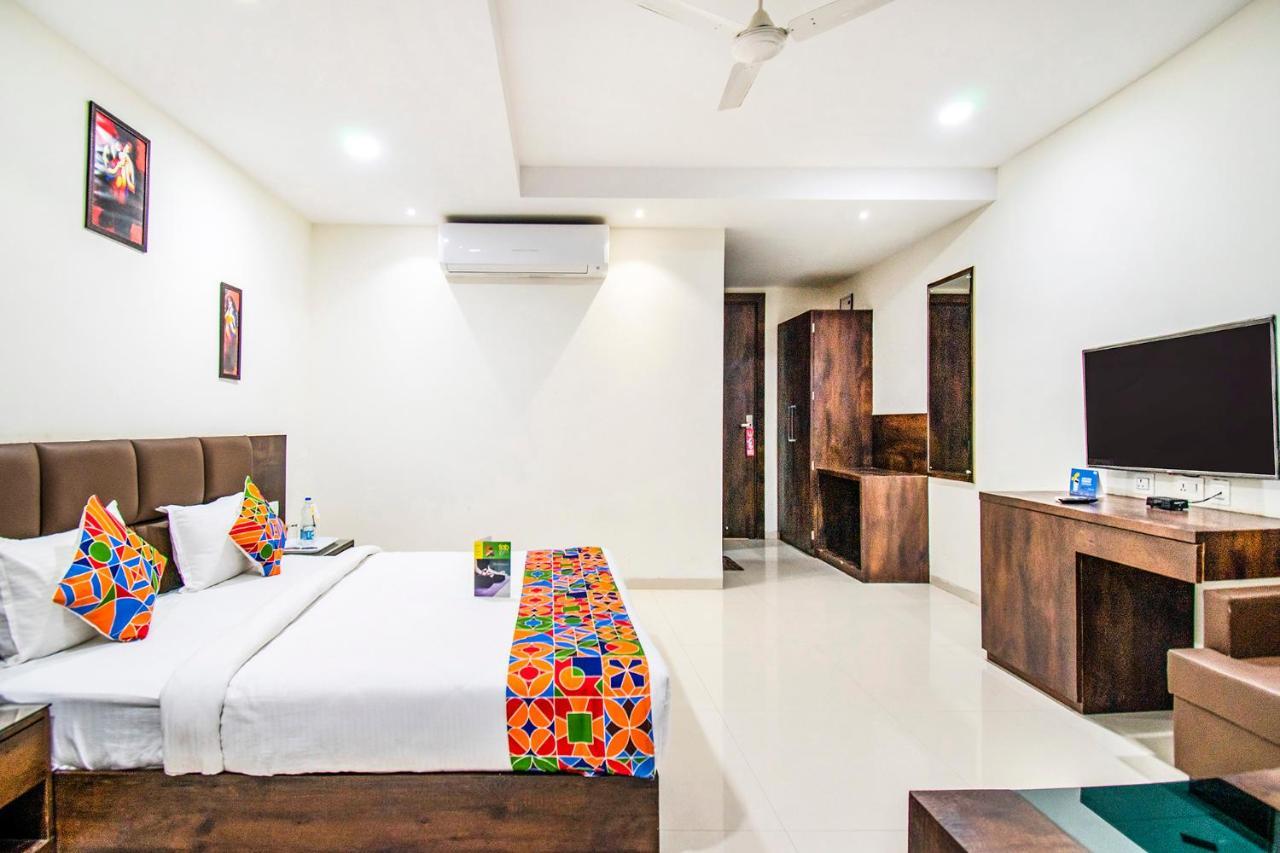 Fabhotel Amrit Greens Indore Airport Dış mekan fotoğraf