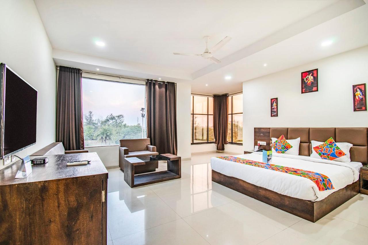 Fabhotel Amrit Greens Indore Airport Dış mekan fotoğraf